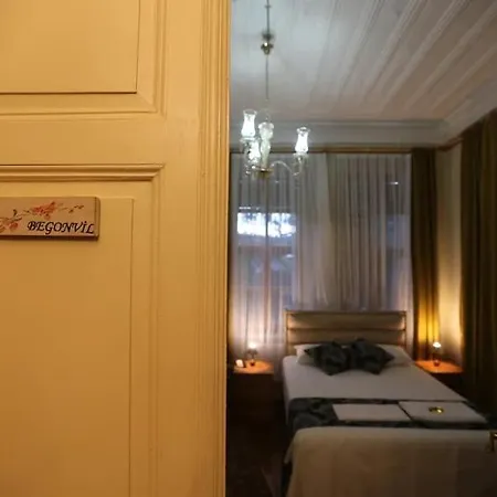 Anthea Hotel *